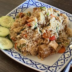 Tom Yum Thai Restaurant - Drunken Fried Rice with tofu