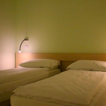 Domus Helena - Camera doppia - Guest Houses Near Me - Rome, RM