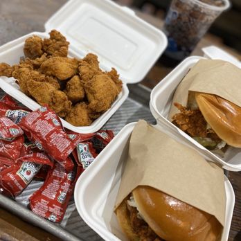 Eureka Eatery - Sandwiches Near Me - Monroe, Michigan