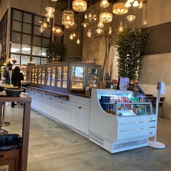 Chateau De Chantilly Cafe - Came mid afternoon and the line was non existent, beautiful esthetics! - Bakeries Near Me - Chantilly, Virginia Chateau De Chantilly Cafe - Came mid afternoon and the line was non existent, beautiful esthetics! - Bakeries Near Me - Chantilly, Virginia