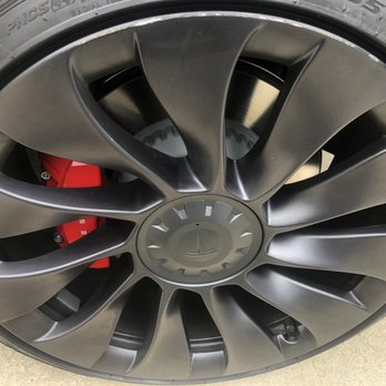 Wheel Revivers - Curbed wheel - Wheel & Rim Repair Near Me Wheel Revivers - Curbed wheel - Wheel & Rim Repair Near Me