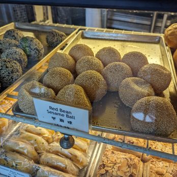 Mee Sum Pastry - Red Bean Sesame Ball - Seafood Near Me - Seattle, Washington Mee Sum Pastry - Red Bean Sesame Ball - Seafood Near Me - Seattle, Washington