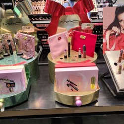 MAC Cosmetics
