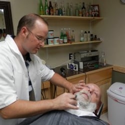Woodrow's Barber Shop - Hot shave.