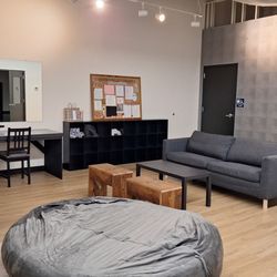 Ensemble Ballet Theatre - Dancer Lounge