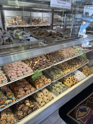 Del Ponte's Bakery by null