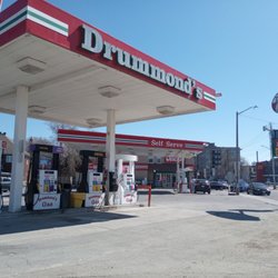 Drummond's Gas - Love the old school look of this gas station. The oval thing on top of the price sign spins around.