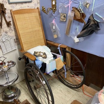 Markle Exit 286 Antique Mall - Antiques Near Me - Markle, Indiana Markle Exit 286 Antique Mall - Antiques Near Me - Markle, Indiana