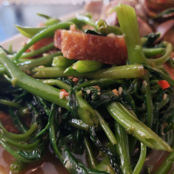 Me Dee Cafe - Ong Choi with Crispy Pork Belly - Thai Near Me - Chicago, Illinois