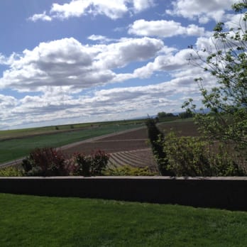 Silver Lake Winery - Wineries Near Me - Zillah, Washington