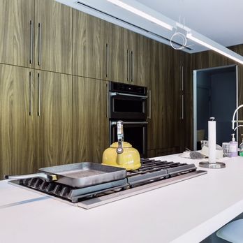 ROA Custom Woodwork - Custom kitchen made with italian laminate. - Carpenters Near Me - Miami, Florida ROA Custom Woodwork - Custom kitchen made with italian laminate. - Carpenters Near Me - Miami, Florida