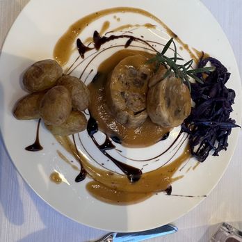 Ambrosia Rooftop Restaurant & Bar - Stuffed  rabbit - Italian Near Me - Rome, RM