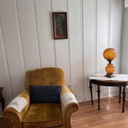 Lynchburg Valley Inn - Interior