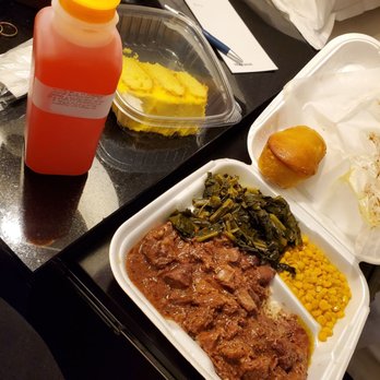 Big Daddy's Kitchen - Beef tips, greens, corn, strawberry lemonade and lemon cake! So good - Soul Food Near Me - Atlanta, Georgia Big Daddy's Kitchen - Beef tips, greens, corn, strawberry lemonade and lemon cake! So good - Soul Food Near Me - Atlanta, Georgia
