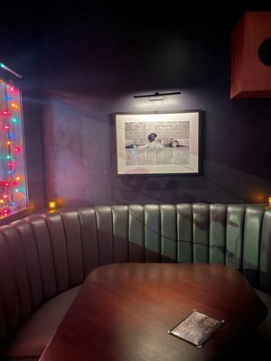 Johnny's - Cocktails & Hi-Fi by null