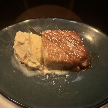 The 808 Bistro - Apple streusel - New American Near Me - Scarsdale, New York