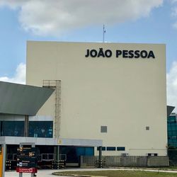Aeroporto Internacional Presidente Castro Pinto
