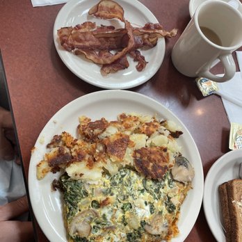 Ritter's Diner - Florentine omelette with side of bacon, drip coffee - Diners Near Me - Pittsburgh, Pennsylvania Ritter's Diner - Florentine omelette with side of bacon, drip coffee - Diners Near Me - Pittsburgh, Pennsylvania