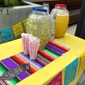 The Taco Lady - Freshly made Pineapple and Cucumber limeade
Agua fresca - Caterers Near Me The Taco Lady - Freshly made Pineapple and Cucumber limeade
Agua fresca - Caterers Near Me