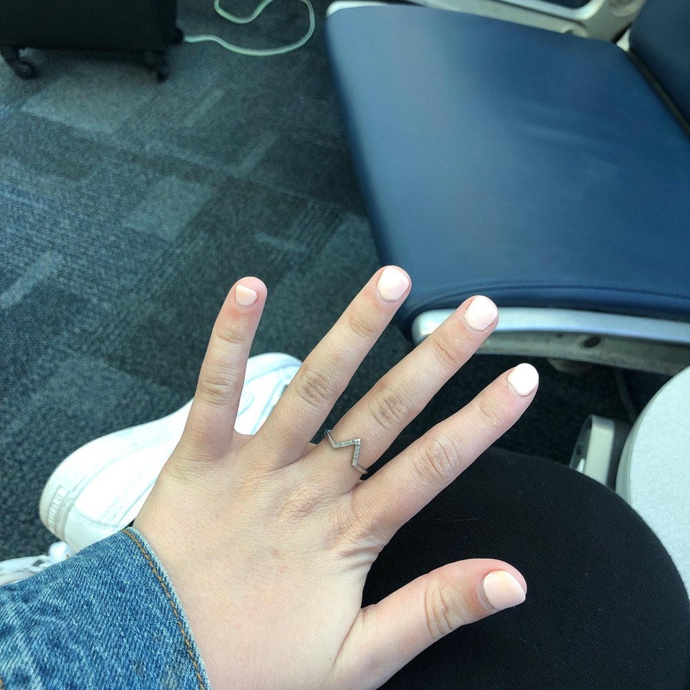 Apple Nails and Spa - Nail Salons Near Me - New York, New York