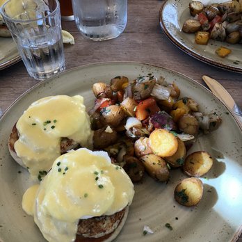 Driftwood Kitchen - Dk Benedict with crab meat - Seafood Near Me - Laguna Beach, California Driftwood Kitchen - Dk Benedict with crab meat - Seafood Near Me - Laguna Beach, California