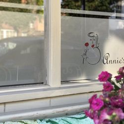 Annie's
