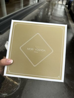 Mori Yoshida by null