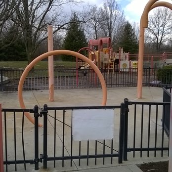 Washington Park - mini splash park - Parks Near Me - Indianapolis, Indiana