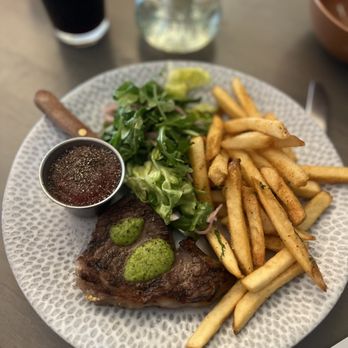 Prospect Gourmand - Steak Frites lunch special - New American Near Me - Beverly Hills, California Prospect Gourmand - Steak Frites lunch special - New American Near Me - Beverly Hills, California