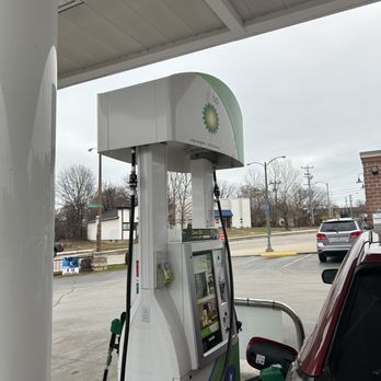 bp - Gas Stations Near Me - Milwaukee, Wisconsin