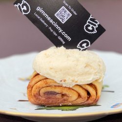 Cinny - Too special for everyday plates - so yummy! (Vanilla Bean - Nostalgic Perfection)