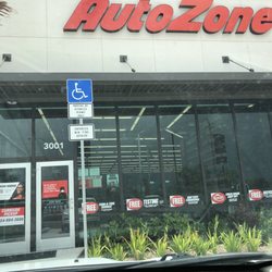 Autozone - Outside/entrance