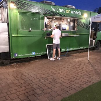 Deacon Baldy's - The best sandwiches/burgers - Food Trucks Near Me - Magnolia, Texas