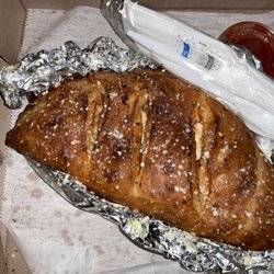 La Nova Pizzeria - Cheese calzone (small)
