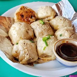 Yen Fung Ding Dumpling Shoppe - Shanghai buns