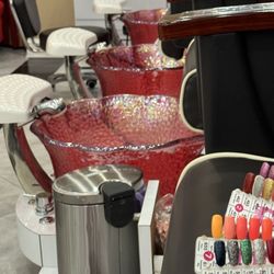 Cute Nails Horn Lake - Pedi bowls