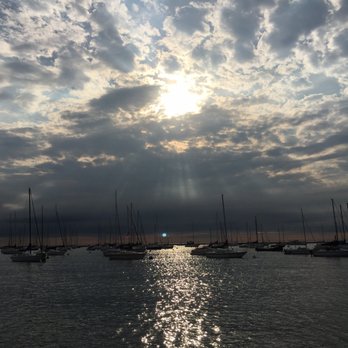 Chicago Lakefront Trail - Sunrise - Hiking Near Me - Chicago, Illinois Chicago Lakefront Trail - Sunrise - Hiking Near Me - Chicago, Illinois
