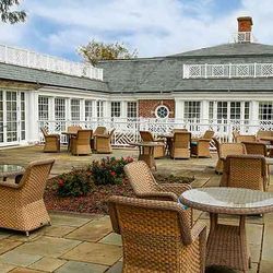 Outdoor Lounge