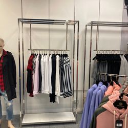 S Team Apparel - Men's dress shirts, pants and blazers