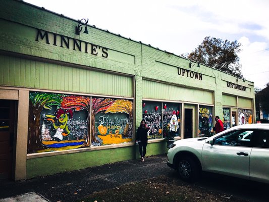 Minnie's Uptown Restaurant by null