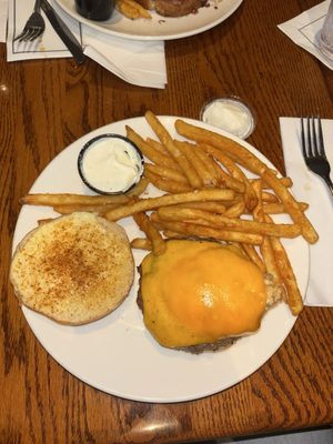 E W Beck's Restaurant & Pub by null