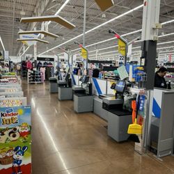 Walmart Supercenter - Empty self check!