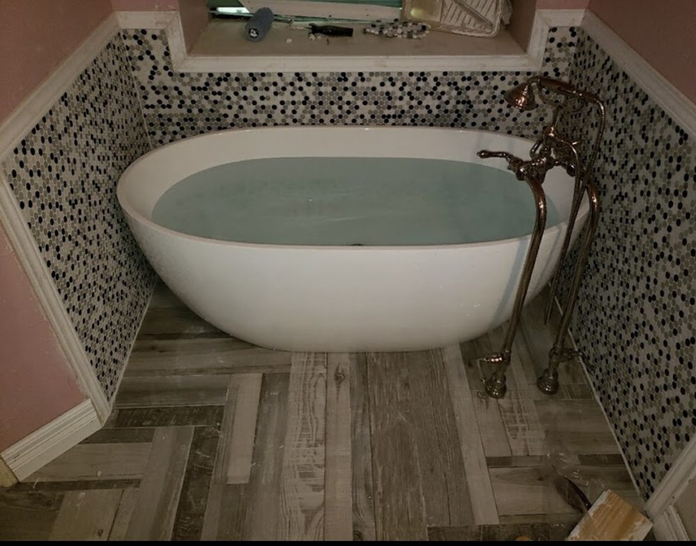 Slide of Dale Construction & Renovation