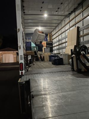 Stress Free Moves - Your Premier Solution for a Stress-Free Move
We make it a priority to offer flexible services to accommodate your needs
CALL US Stress Free Moves - Your Premier Solution for a Stress-Free Move
We make it a priority to offer flexible services to accommodate your needs
CALL US