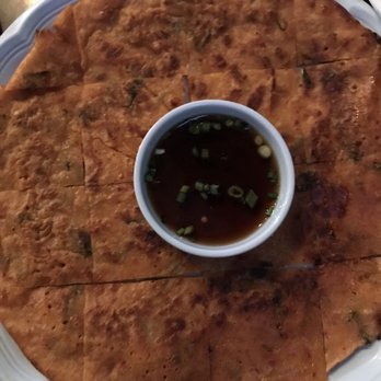 Café Duck Butt - Kim Chee pancakes, delish - Karaoke Near Me - Honolulu, Hawaii