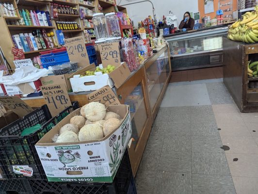 El Chico Produce by null