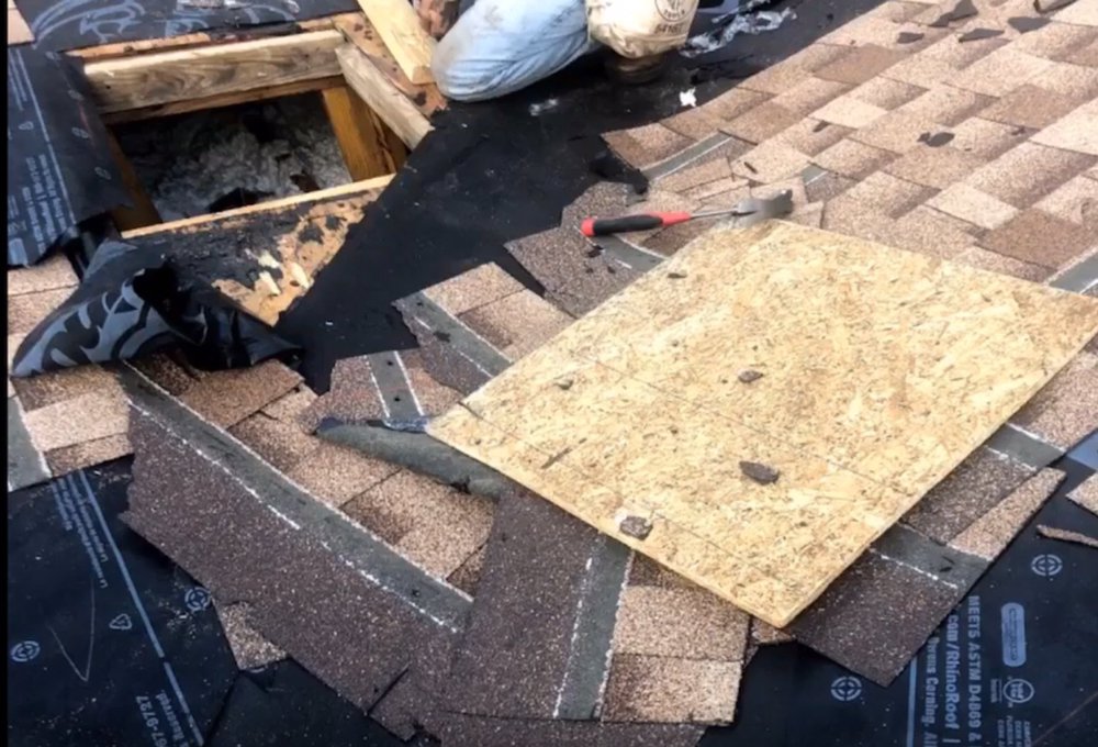 Slide of Roof Medics