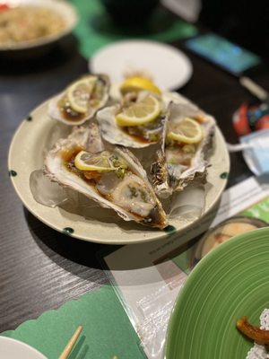 Takumi Izakaya by null