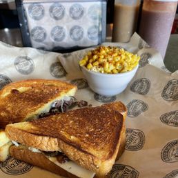 BIG O' MELT (GF*) with Brisket