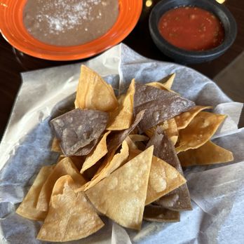 Loteria Mexican Restaurant - Chips and salsa - Mexican Near Me - Milldale, Connecticut